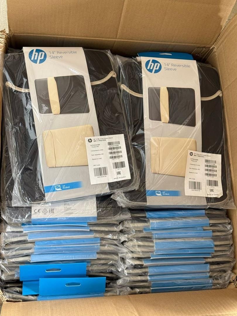 HP Original Reversible Protective Laptop Sleeve view 4