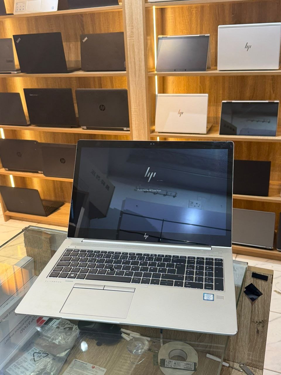 HP ELITEBOOK 850 G6 INTEL CORE I7 8TH GENERATION view 3