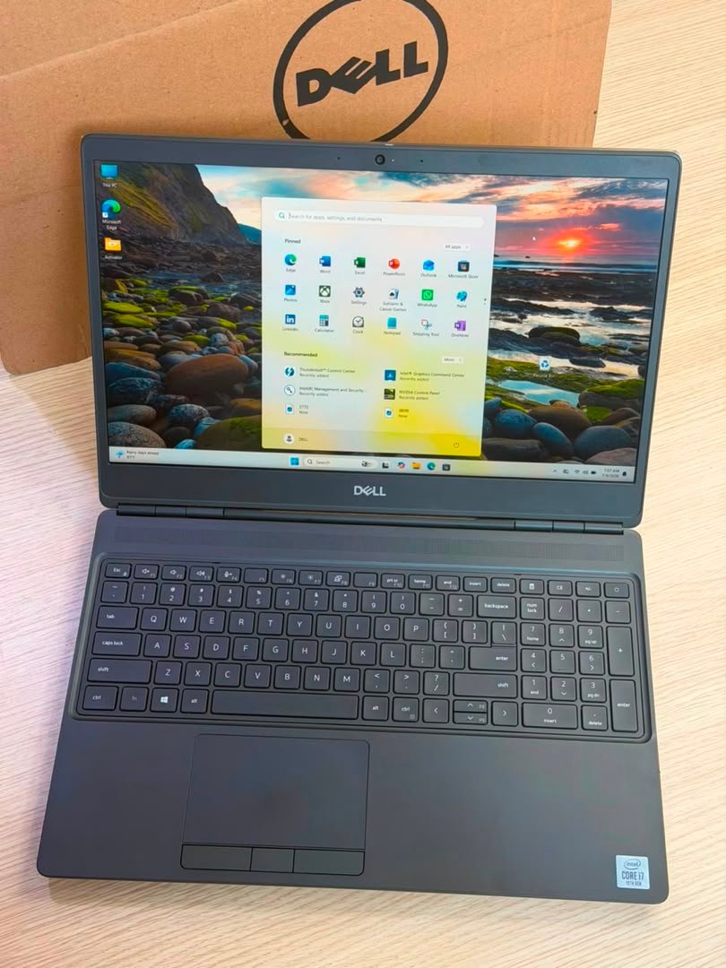 Dell Precision 7550 Workstation i7-10th Generation view 2