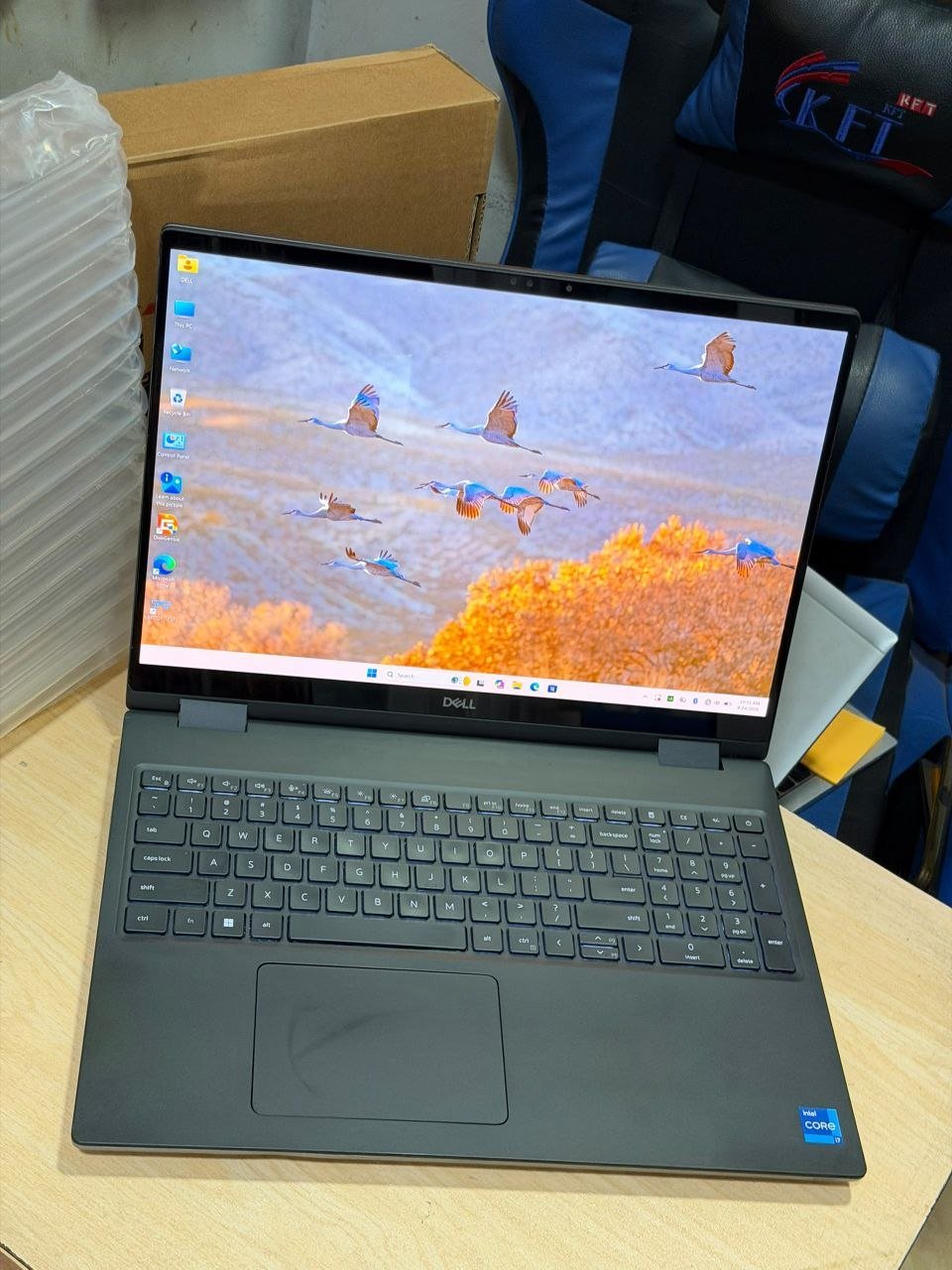 DELL PRECISION 7670 Intel® Core™ i7-12850HX  12TH GENERATION view 1