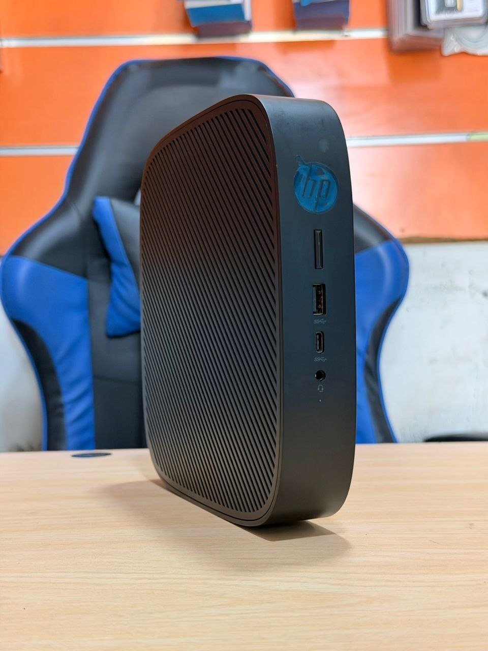 HP t540 Thin Client Desktop AMD Ryzen 1305G Processor view 4