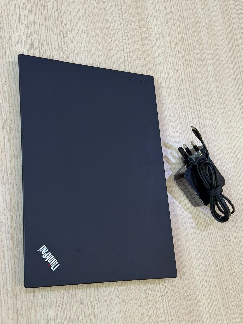 LENOVO ThinkPad T580 8TH GEN-Intel® Core™ i7 view 2