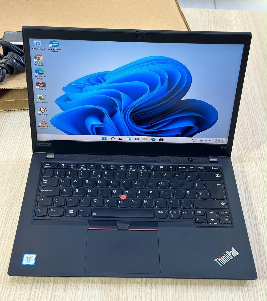 Lenovo ThinkPad T480s 8th Generation view 4