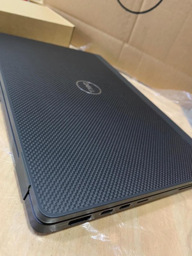 DELL LATITUDE 7420 11TH GENERATION view 3