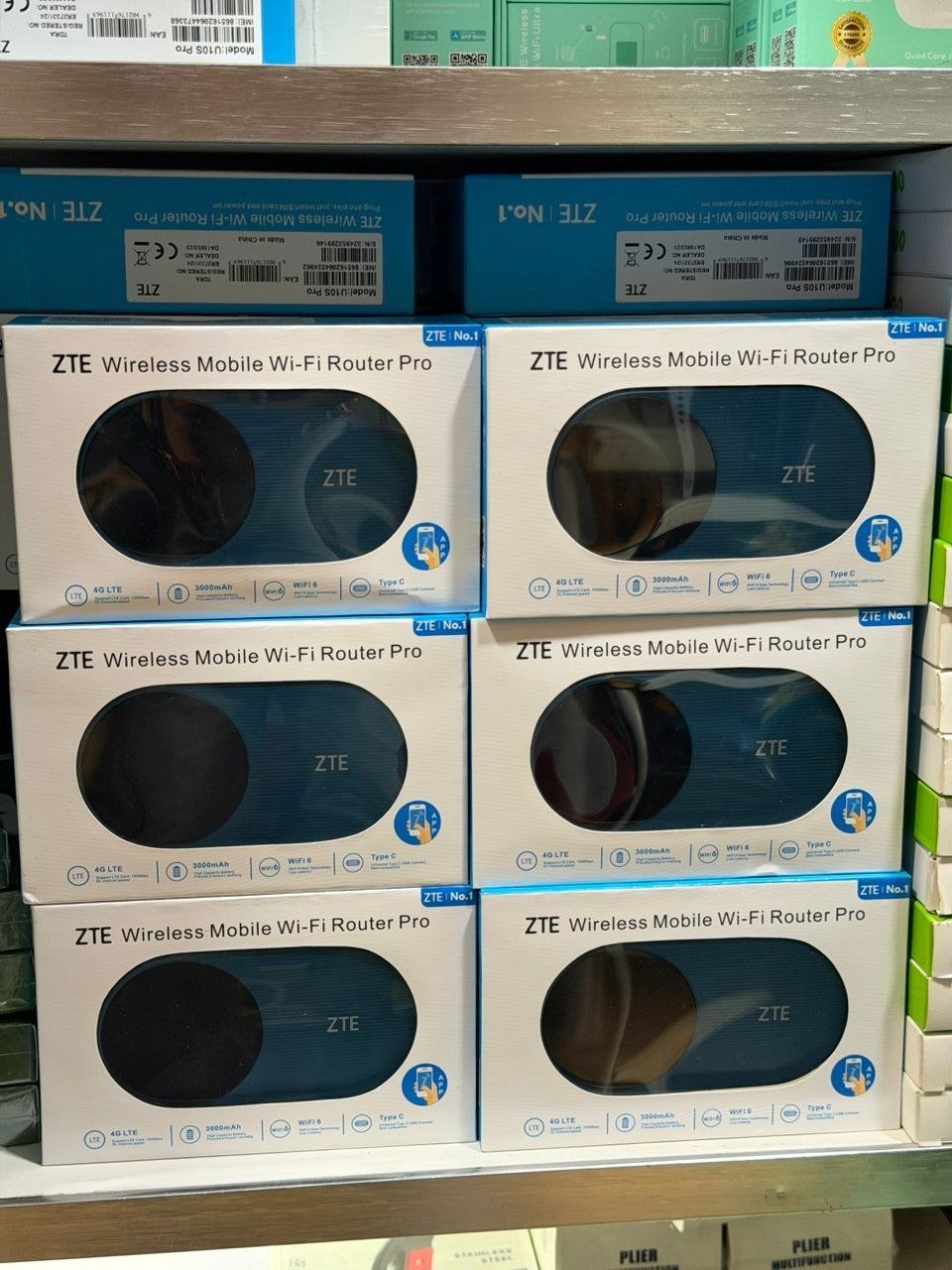 ZTE U10s Pro 4G Universal Mobile WiFi 6 view 2