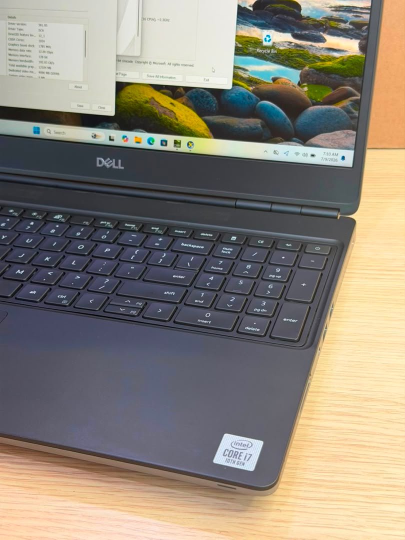 Dell Precision 7550 Workstation i7-10th Generation view 4