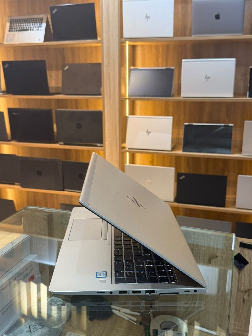 HP ELITEBOOK 850 G6 INTEL CORE I7 8TH GENERATION view 2