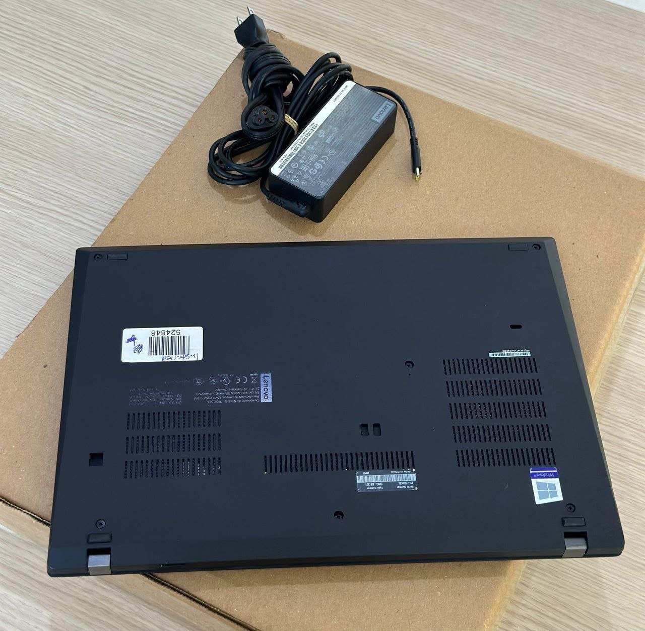 Lenovo ThinkPad T480s 8th Generation view 2