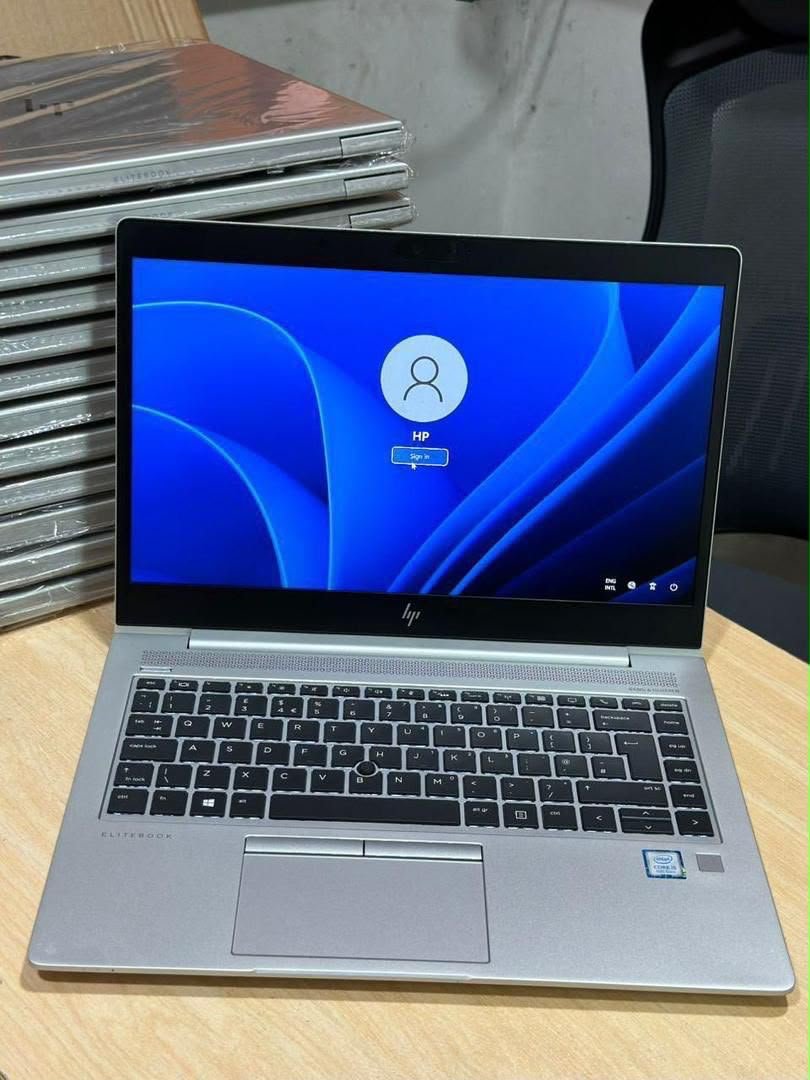 HP EliteBook 830/45 G8 i5 8th Generation view 4