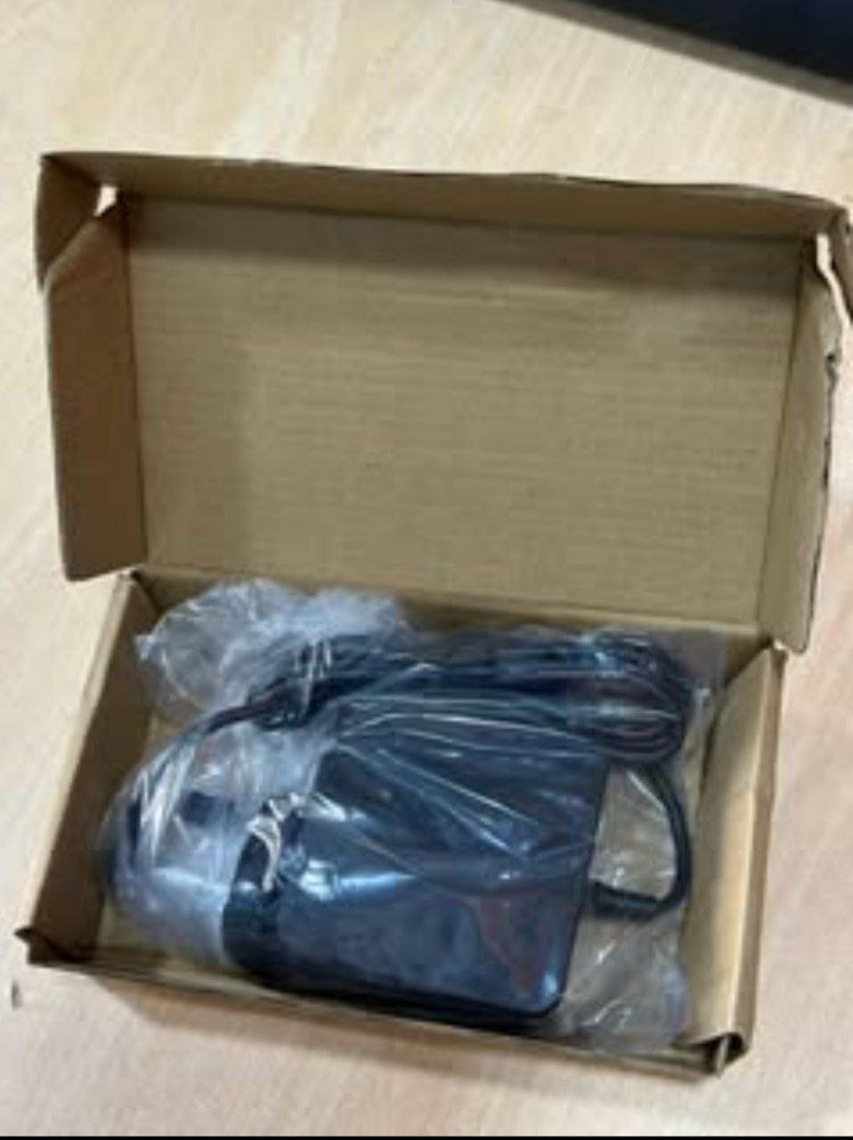 Universal Type C laptop charger view 4