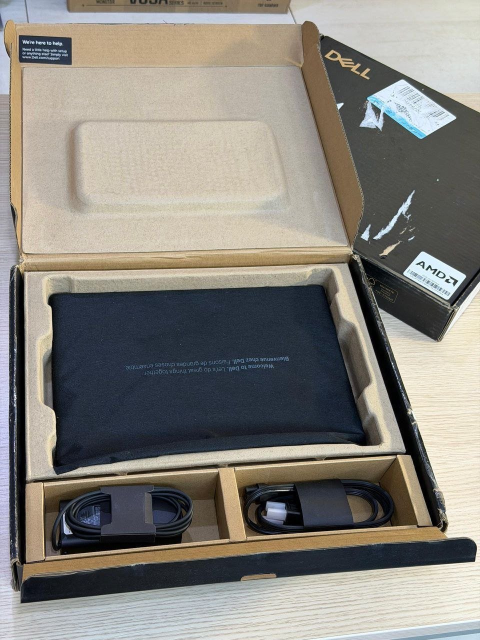 Dell 14 Plus 2-in-1 AMD Ryzen AI 7 350 view 4